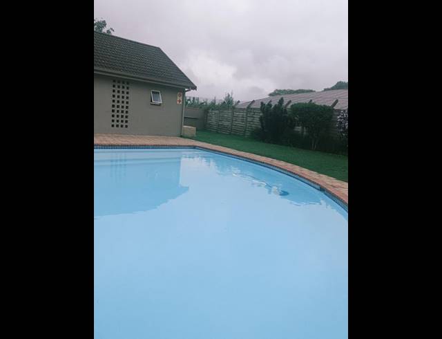 1 BEDROOM APARTMENT FOR SALE IN HILLCREST